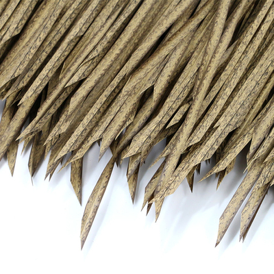Het palmblad met stro bedekte Openluchtpvc Synthetische Palapa Tiki Hut Roof van Paraplupalstic